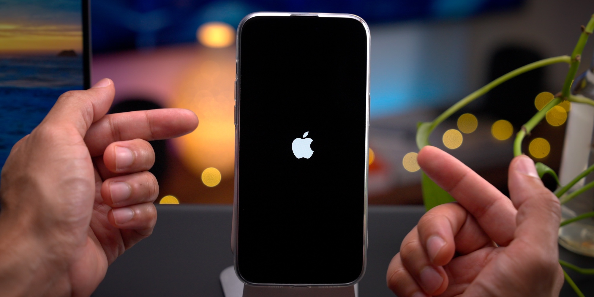 iPhone iOS update Apple logo